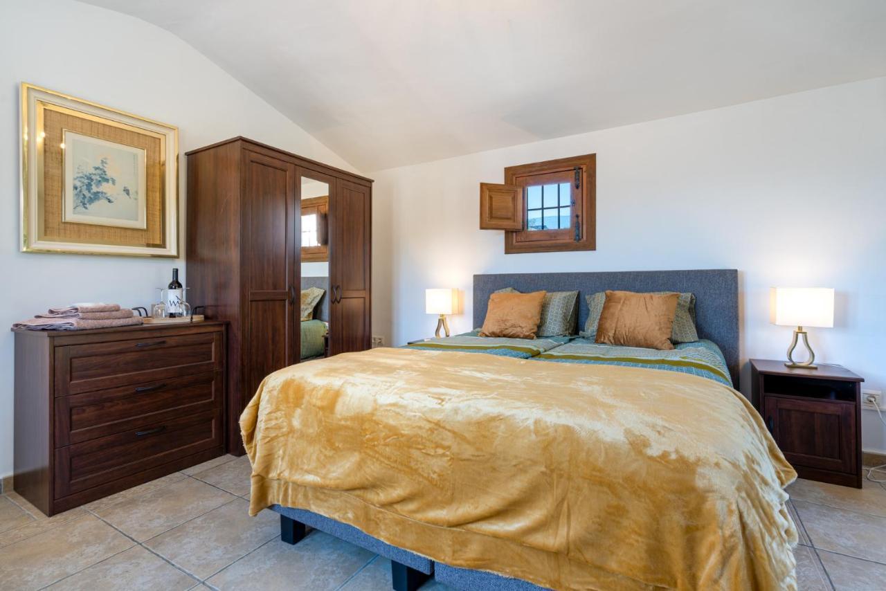 Hacienda La Buena Vida B&B En Appartementen Algarinejo Buitenkant foto