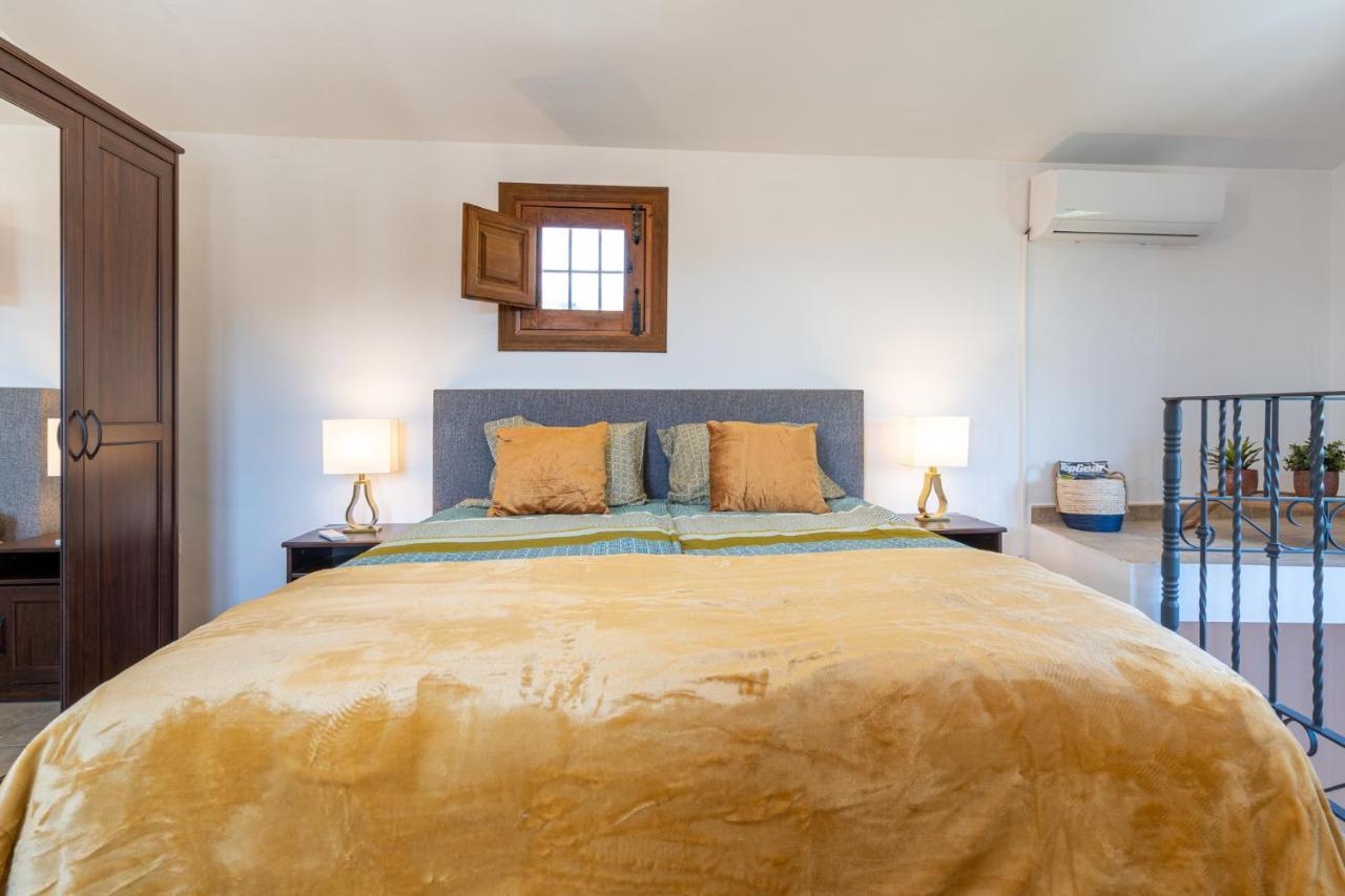 Hacienda La Buena Vida B&B En Appartementen Algarinejo Buitenkant foto